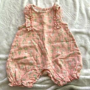Infant 0-3 month onesie.